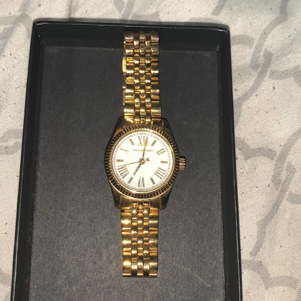 Michael Kors Watch (small wrist)